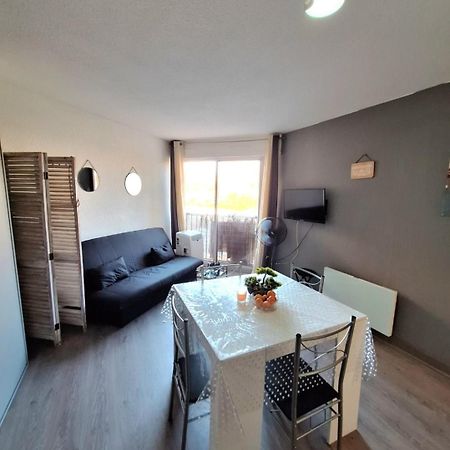 Studio Pour 4 Personnes Proche Du Port Et Des Plages Agde Exterior foto